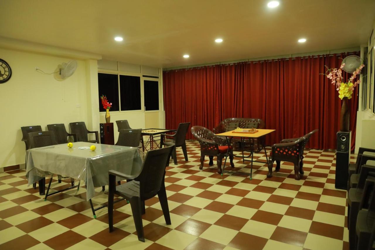 Royale Living Spaces - Luxury Serviced होटल के अलावा