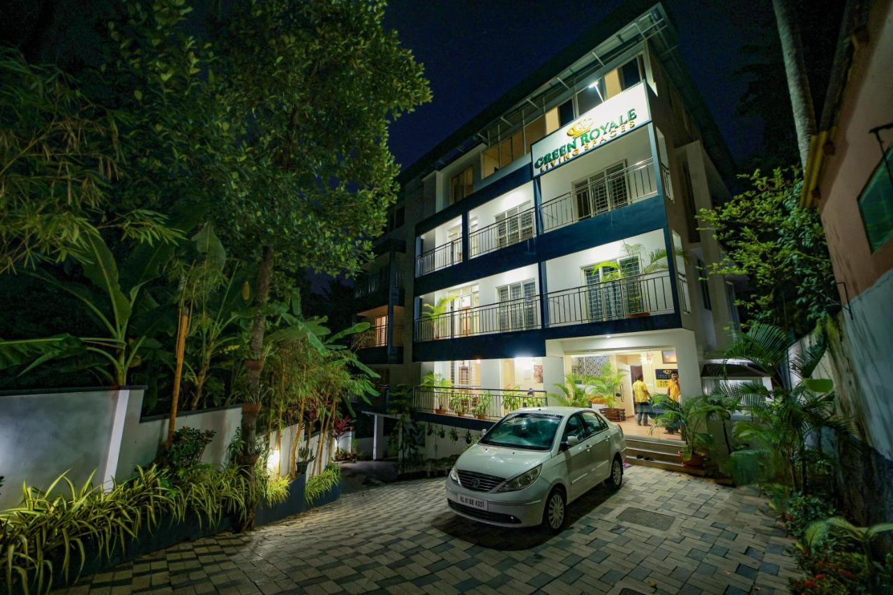 होटल के अलावा Royale Living Spaces - Luxury Serviced