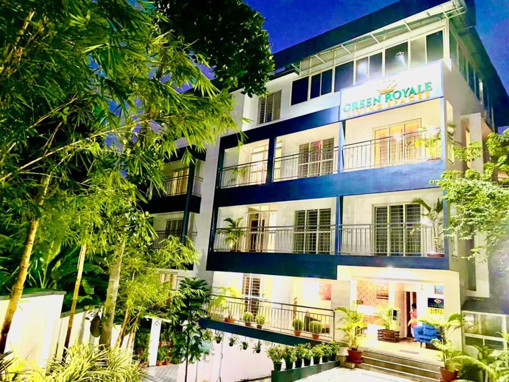 Royale Living Spaces - Luxury Serviced होटल के अलावा