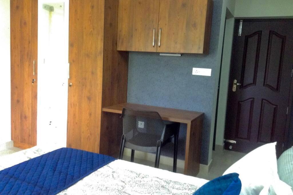 होटल के अलावा Royale Living Spaces - Luxury Serviced