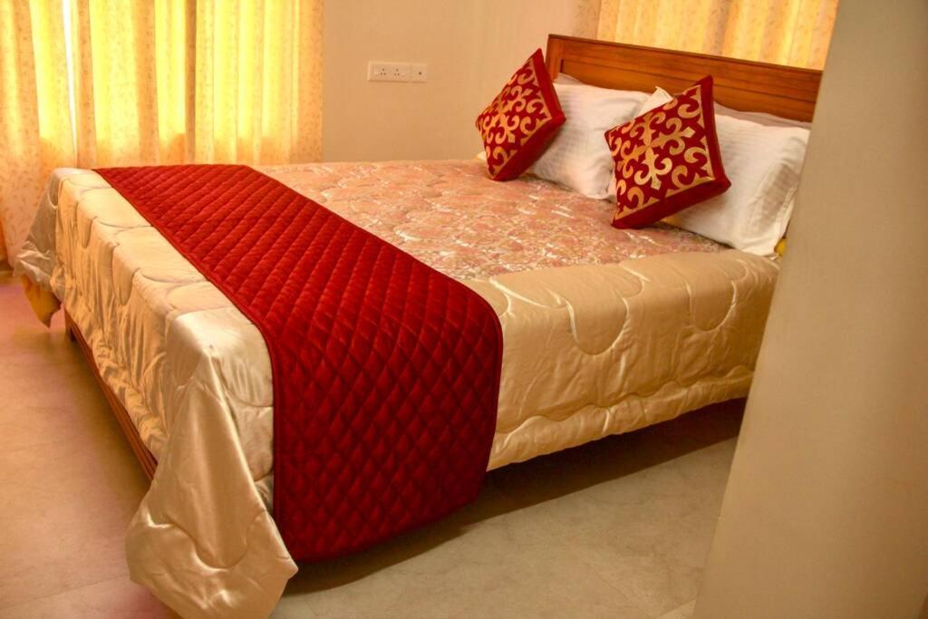 होटल के अलावा Royale Living Spaces - Luxury Serviced Thiruvananthapuram