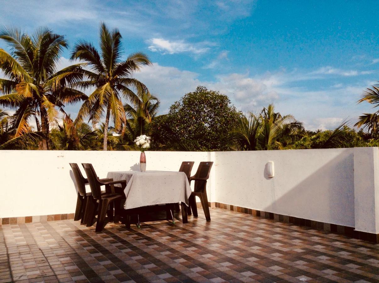 होटल के अलावा Royale Living Spaces - Luxury Serviced Thiruvananthapuram