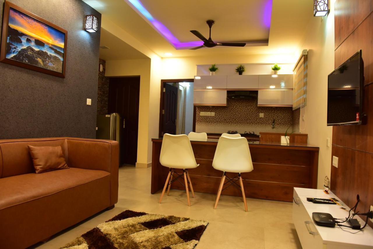 Royale Living Spaces - Luxury Serviced * Thiruvananthapuram