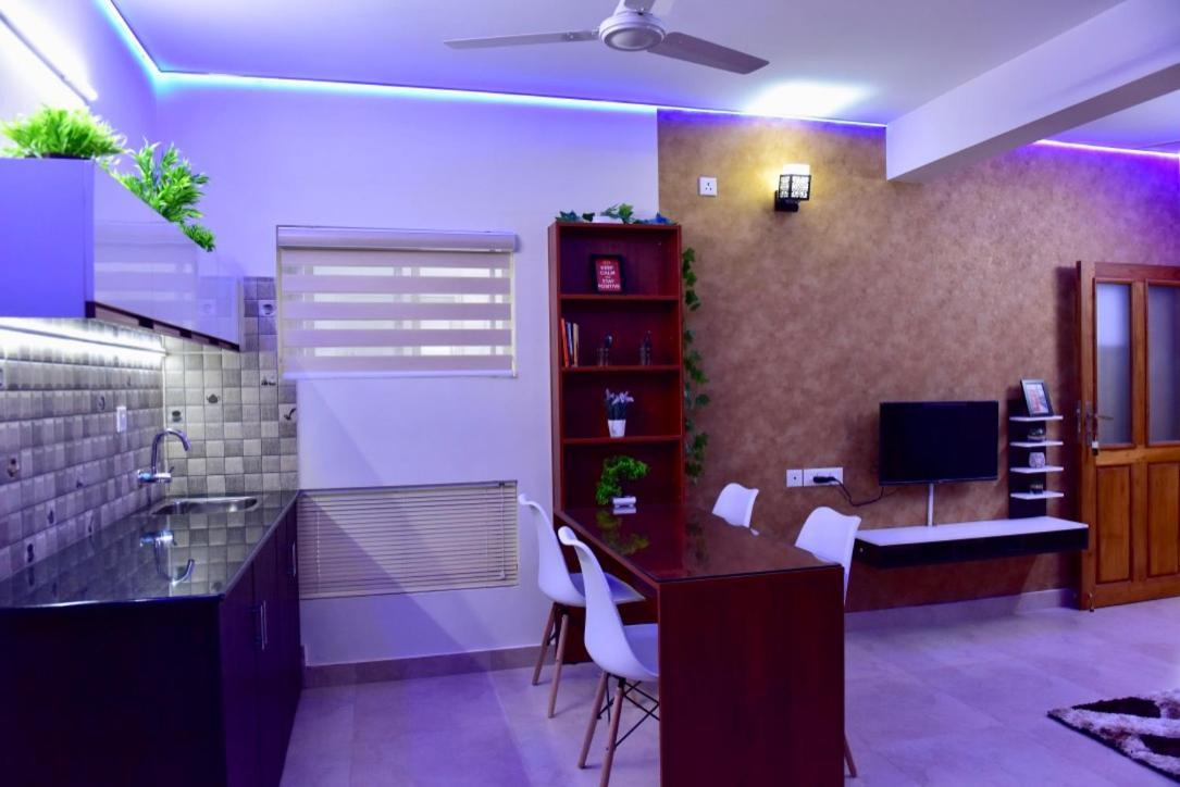 Royale Living Spaces - Luxury Serviced होटल के अलावा
